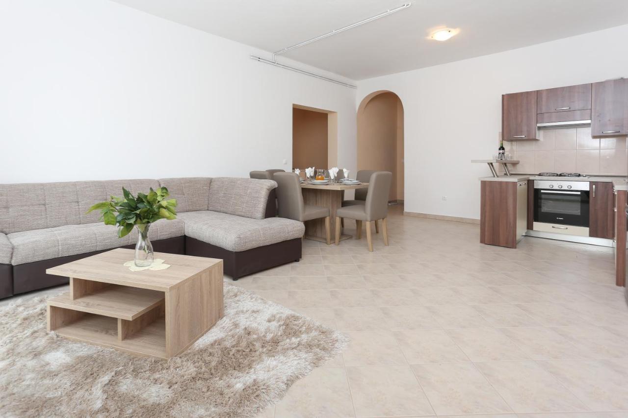 Apartments Marinero 特罗吉尔 外观 照片